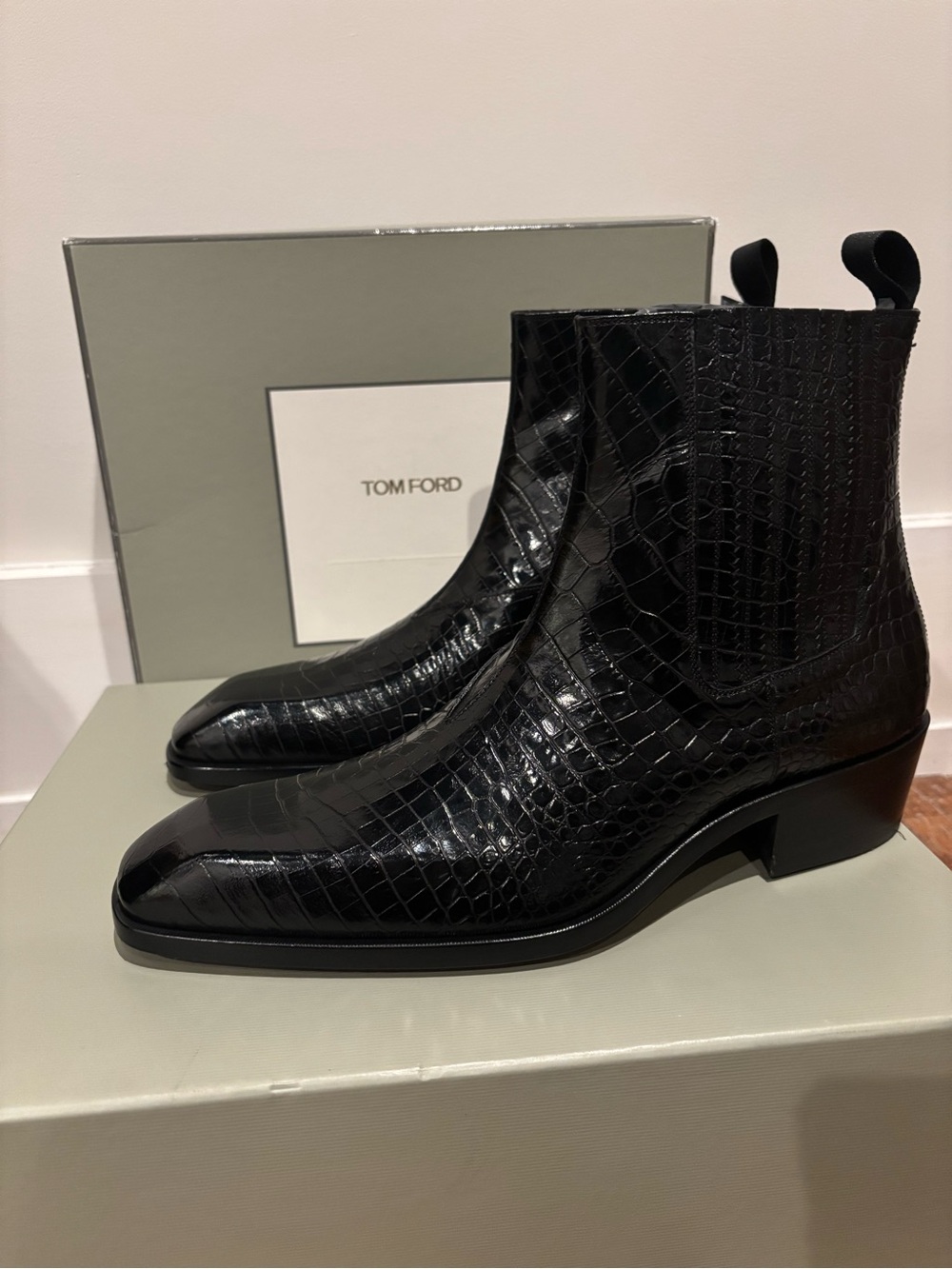 Tom Ford Black Croc-Embossed Chukka Boots